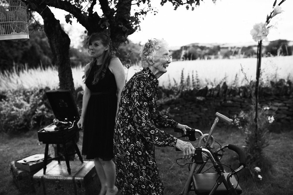 Documentary wedding photography_0054
