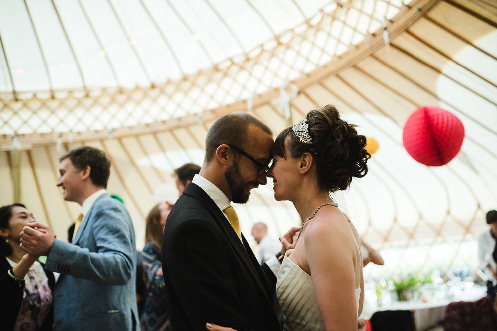 Documentary wedding photography_0096