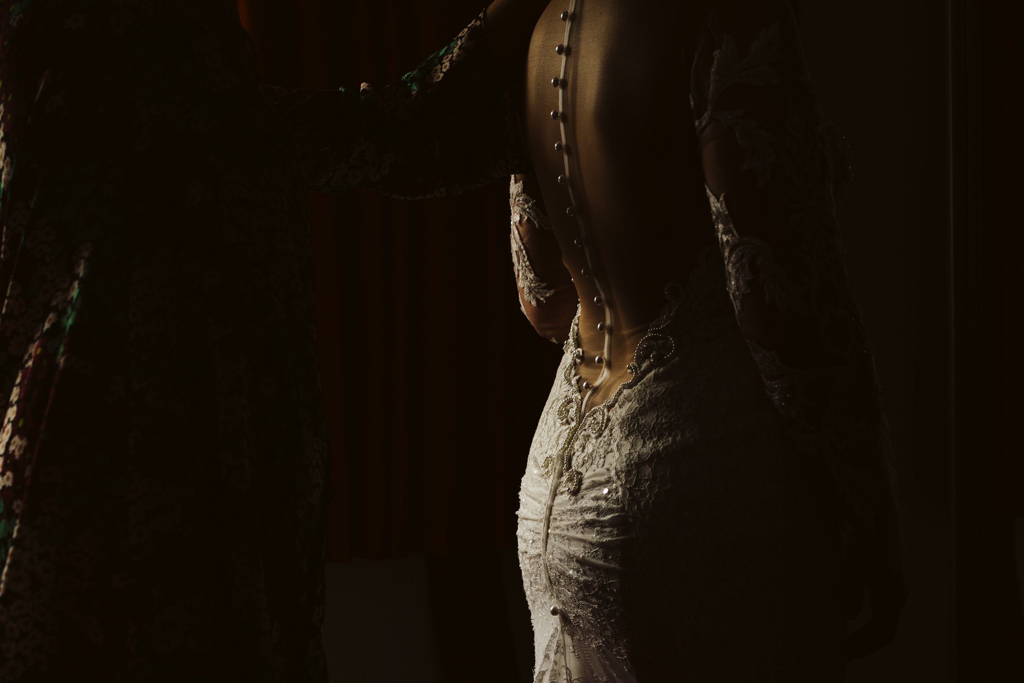 bride getting ready