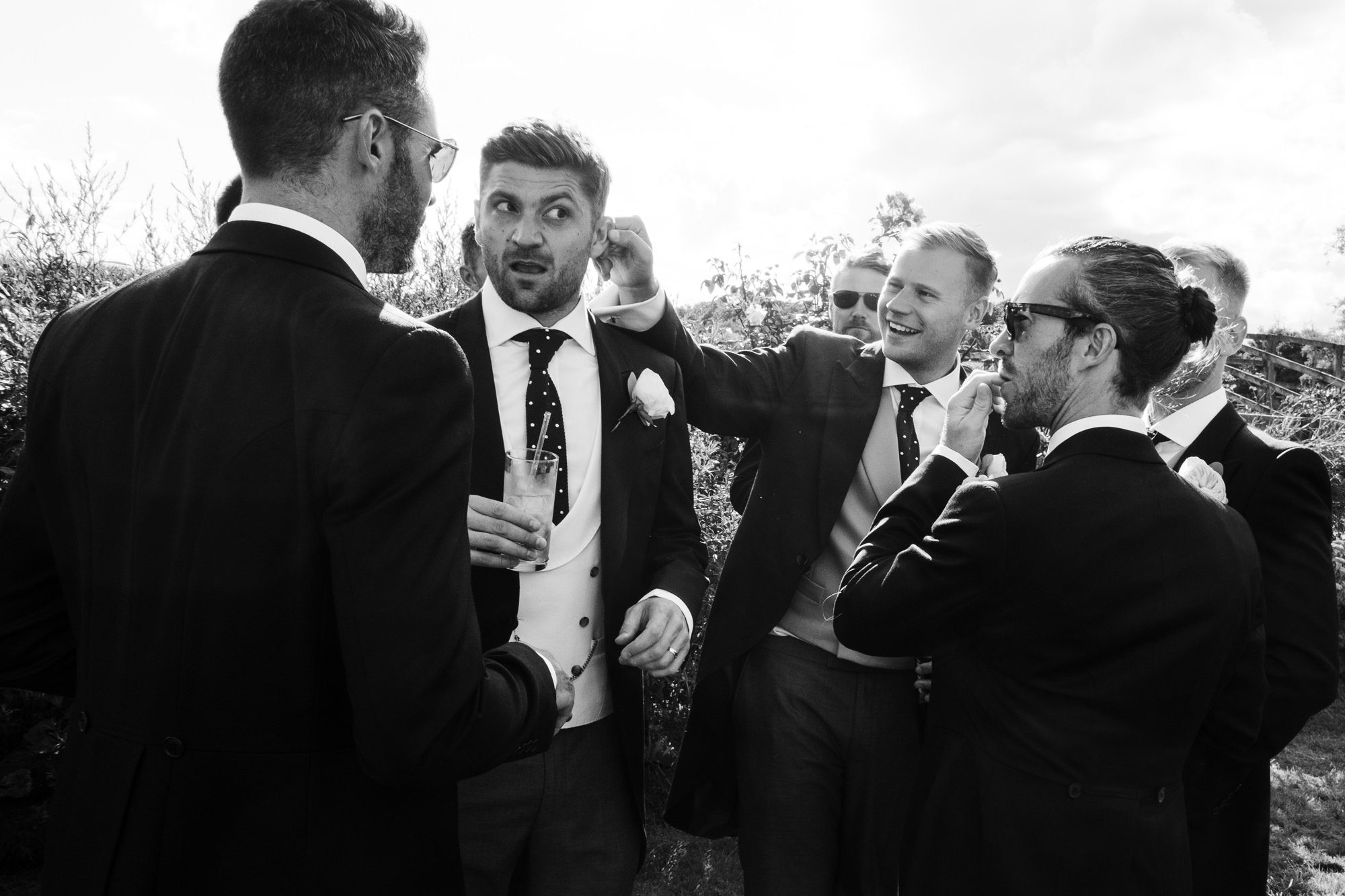 unstaged wedding photography