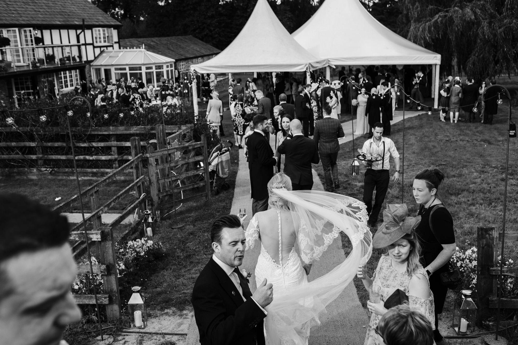 unposed wedding photographer