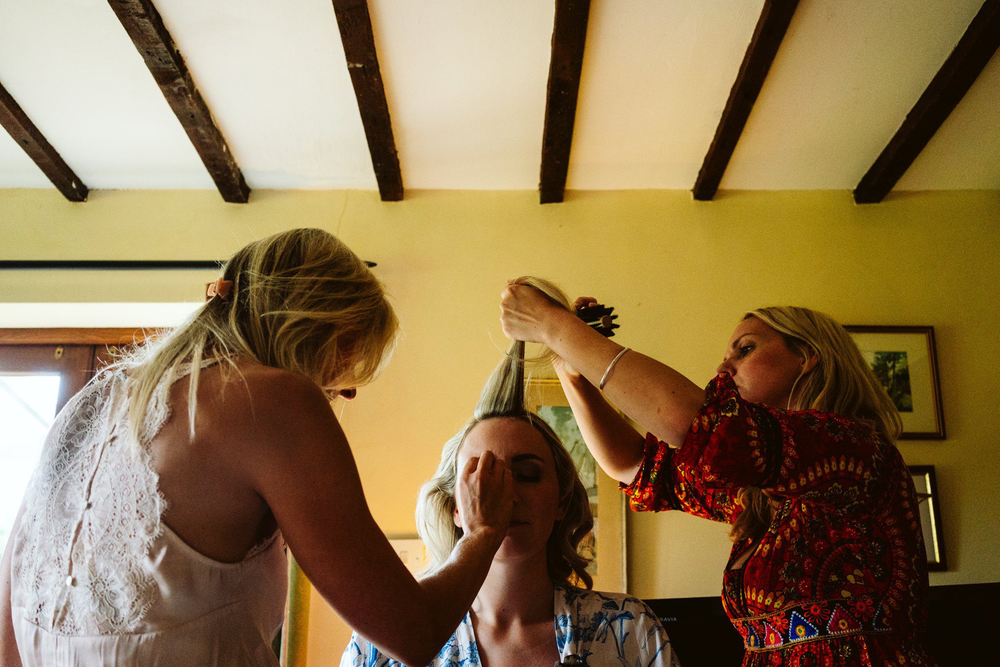 documentary wedding photographer