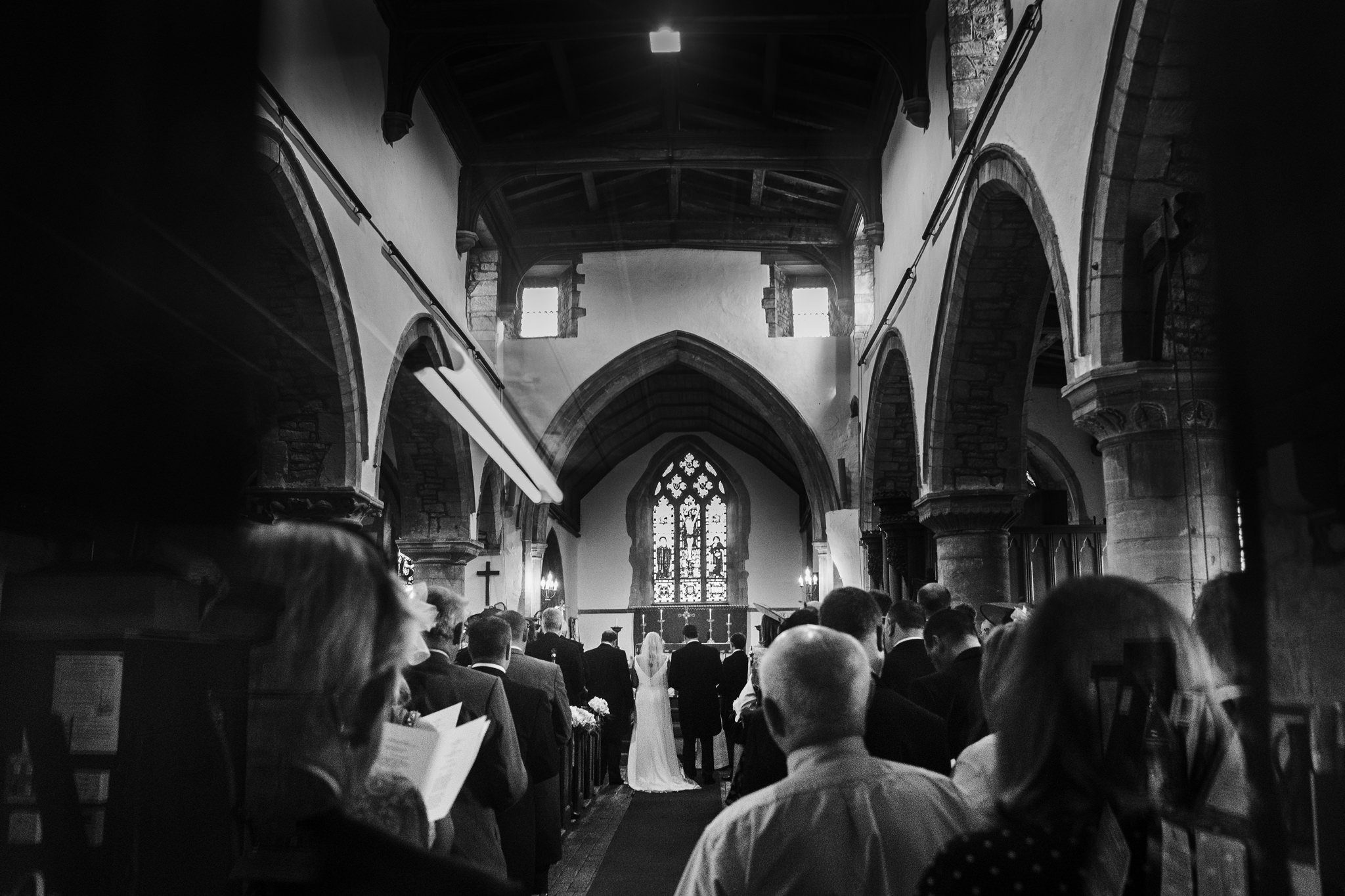 unposed wedding photography